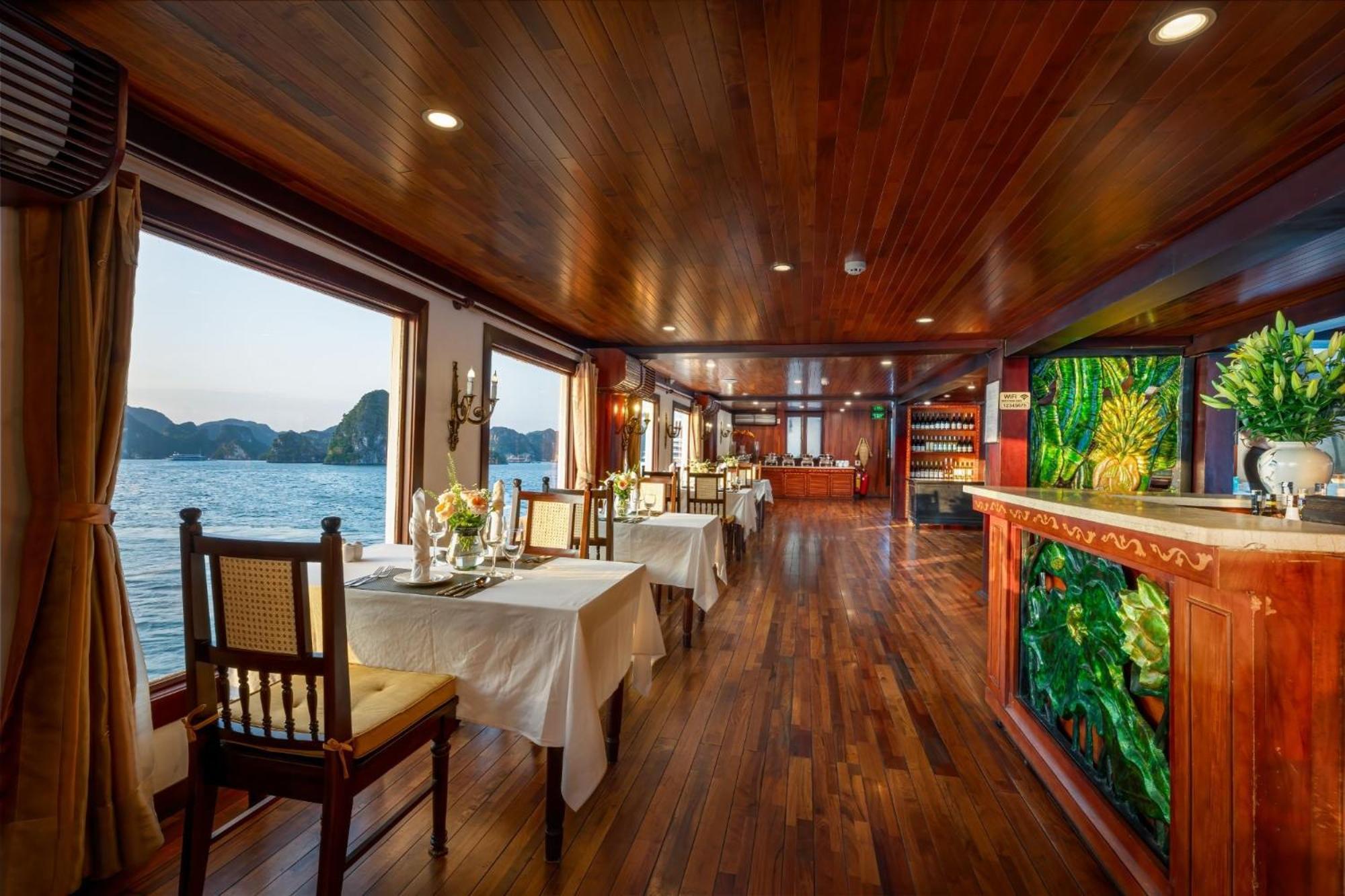 Indochina Sails Hotel Ha Long Eksteriør billede
